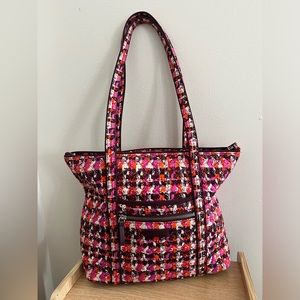 Vera Bradley Shoulder Bag / Quilted Tote w/ Zip purple/orange/cream crosshatch